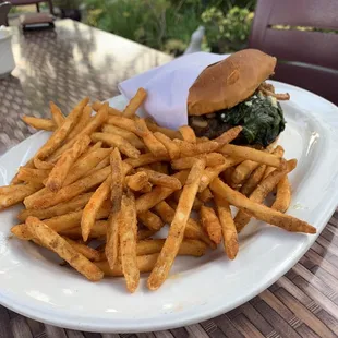 12/26/22 Popeyes Burger