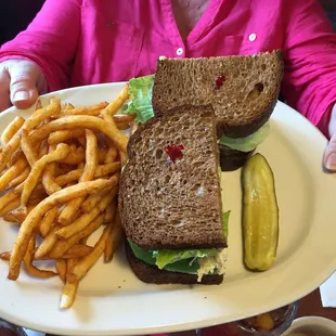 Cashew Chicken Sandwich