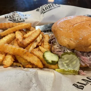 Pulled Pork Sandwich Platter