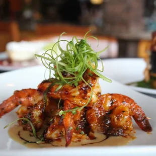 a plate of food with shrimp on it