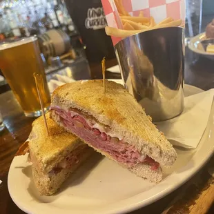 Reuben sandwich