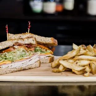 Pub Club Sandwich