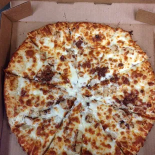 Chicken Bacon Ranch Pizza!