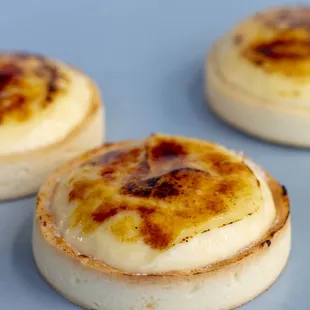 creme brûlée tart 4"