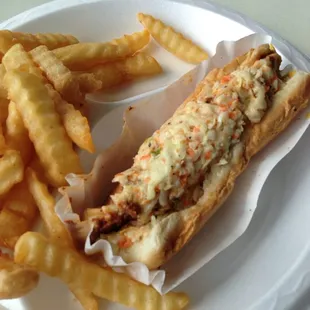 The Sink. Chili slaw cheese dog