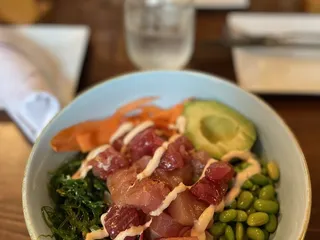 Monument Restaurant & Tavern