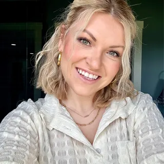 Shauna O.