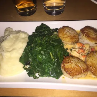 Pan Seared Day Boat Scallops