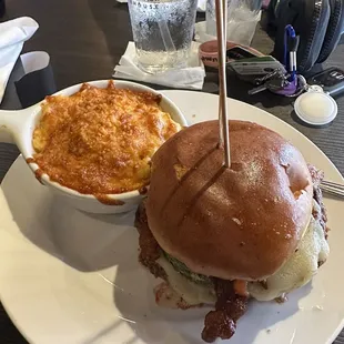 Sting Burger with SIDE Smokehouse Mac