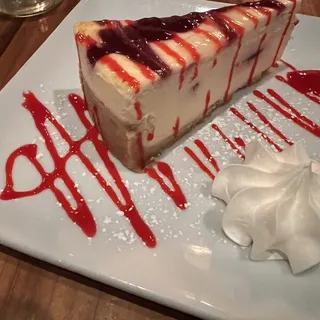 NY Style Raspberry-White Chocolate Cheesecake
