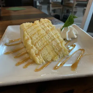 Lemonade Cake with Meyer Lemon Curd