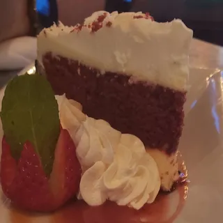 Red Velvet Cheesecake