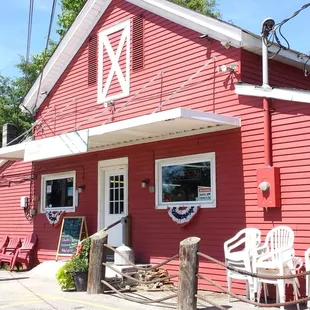 the fishing ain't bad too!