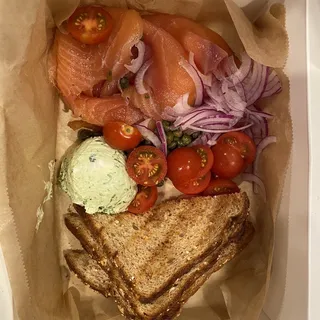 Smoked Salmon Plate