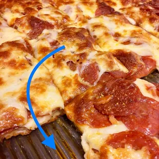 EXTRA Pepperoni, EXTRA Cheese is my fault for the greasy bottom.  #UpCloseSavor XP