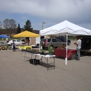 First day of the market - 4 vendors so far.