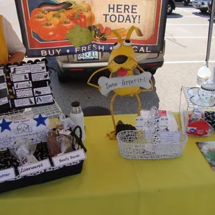 The dog treat lady - Bone Appetit.