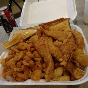 Shrimp and fish platter