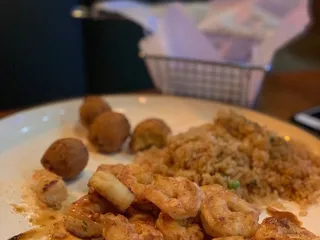 Blue Hook Cajun Seafood & Bar