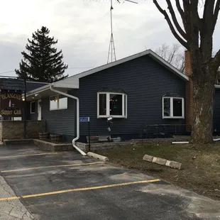 outside, ramen and noodles