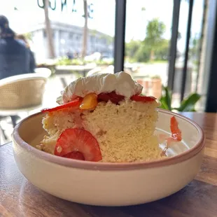 Tres Leches Cake/ Instagram @JUDEETHEFOODEE