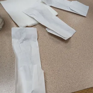 Three utensil packs