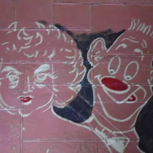 A zoom shot of the wall mural.