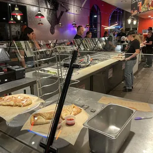 line/ pizza making setup