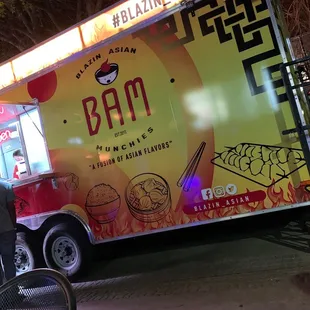 Absolutely delicious food and good customer service.