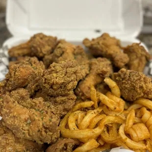 Blazin Cajin Chicken & Fish