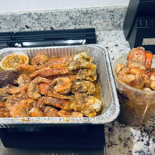 Ctab Box &amp; Blackened Lobster Bussin Bowl.