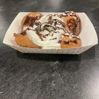 Deep Fried Oreos (4 count)