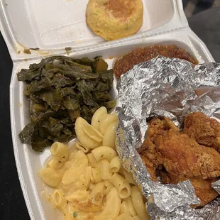 food, chicken wings and fried chicken