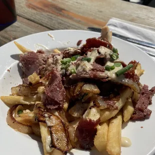 Pastrami Fries, yum!