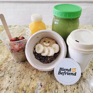 Grab and go juices, build-your-own customized oat or granola bowls, and delicious hot drinks.  Mmmmmm....