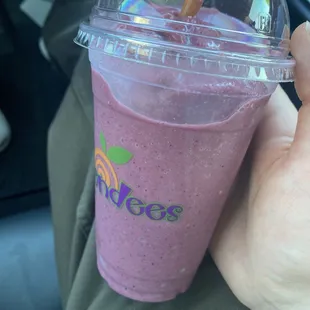 Build your own Smoothie : Apple, Berry Blend, Pineapple, Protein , Almond Milk