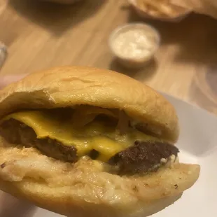 Single y'all come back burger