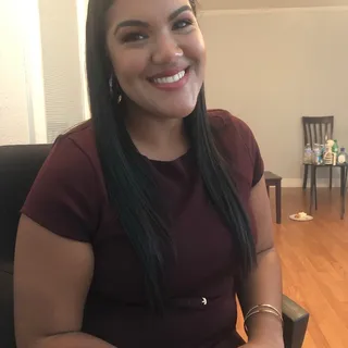 Anabel G.