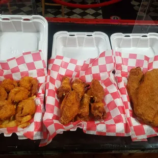 bbq wings, fried chicken, chicken, chicken wings and fried chicken, poultry, fried chicken wings, bbq chicken, chicken wings, food
