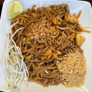 Pad Thai with tofu