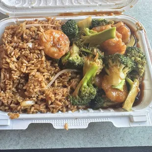 Shrimp and broccoli lunch special
