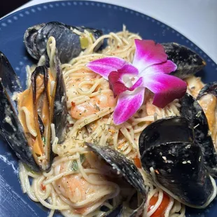 Seafood Linguini