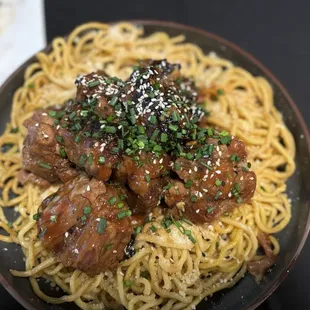 Oxtail rice noodles