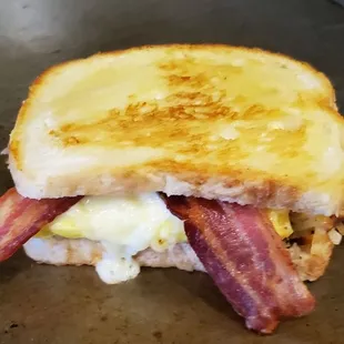a bacon and egg sandwich