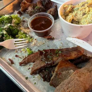 Podium Platter with smoked potato salad and broccoli