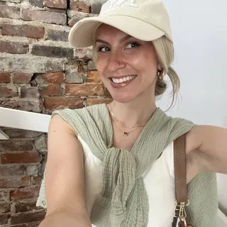 Kayla D.