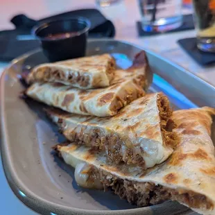 Quesadilla with Pulled Chicken