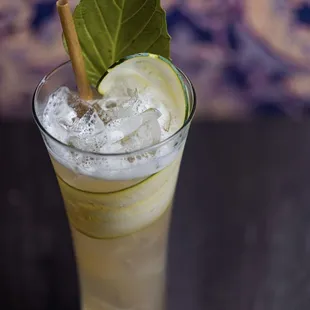 Ming - Shi highball cocktail