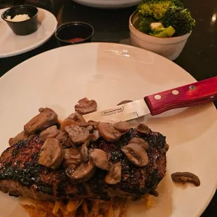 "Blinkers" NY Strip Steak*