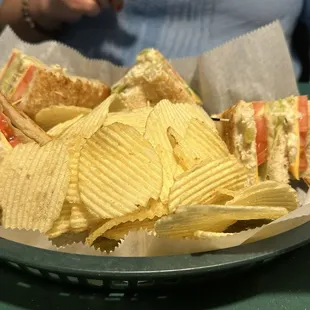 Club sandwich &amp; chips